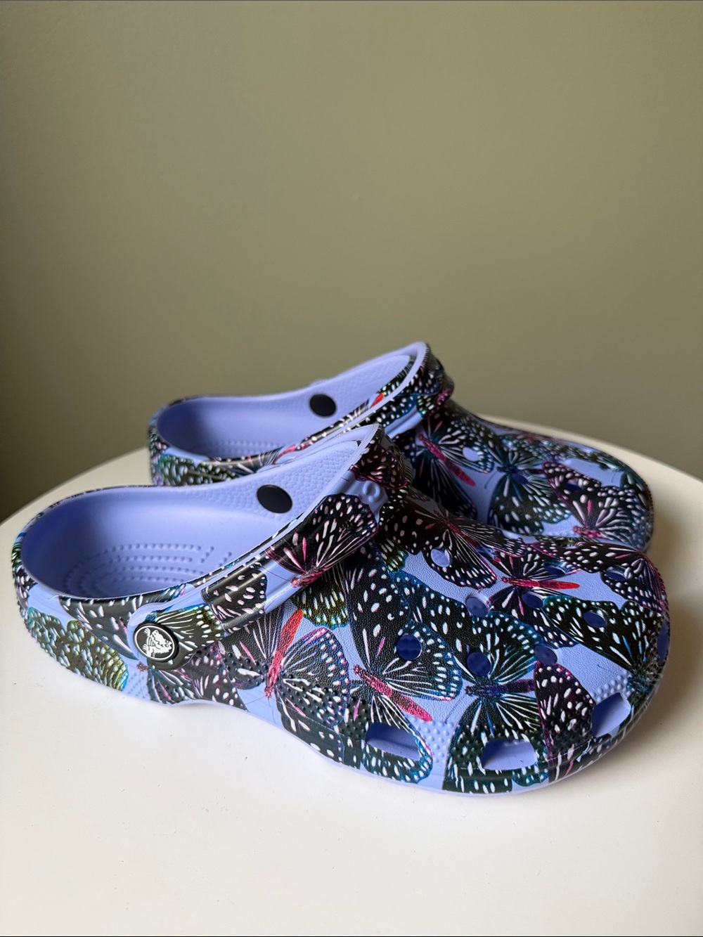 CROCS Lavender Butterfly Print Clogs - Picture 7 of 8